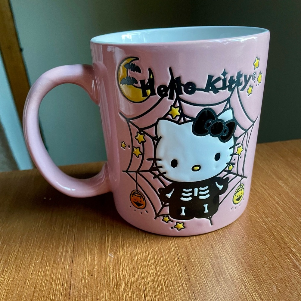 🕷️ HELLO KITTY Pastel Pink Halloween Mug Skeleton 20 oz